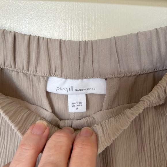 J. Jill Pure Jill Sand Washed Cropped Wide-legged pants size Medium - Picture 3 of 5